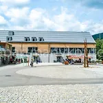 V Koutech Lägenhet